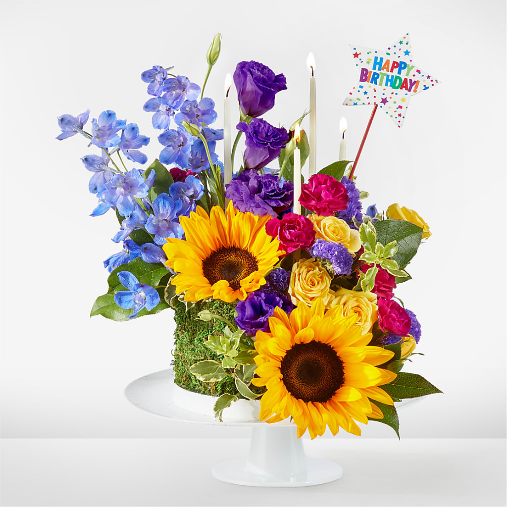 Star of the Day Floral Cake – Flowers By Joann, Palm Bay FL