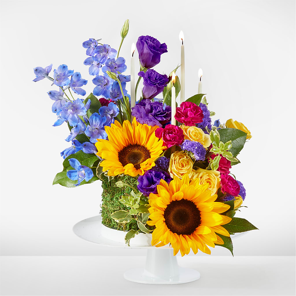 Star of the Day Floral Cake – Flowers By Joann, Palm Bay FL